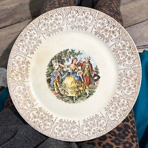 Vintage Decorative Plate with Elegant Design